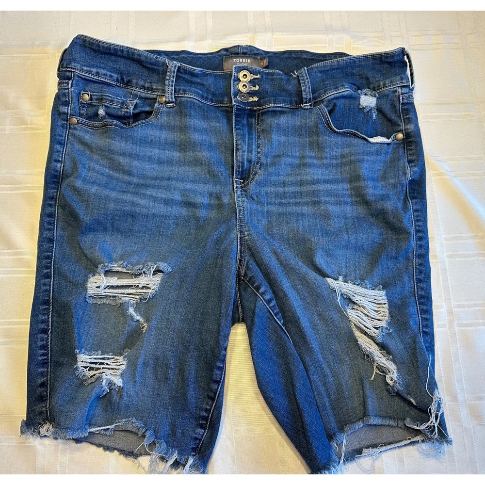Torrid Shorts Women 20 Blue Denim Distressed Ripped Raw Hem High Rise Stretch